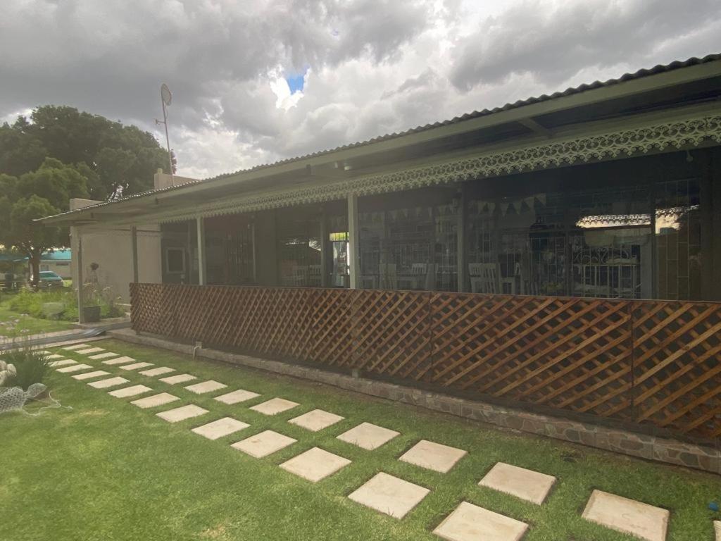 Hotel Biekiesvlei Lichtenburg Exterior foto